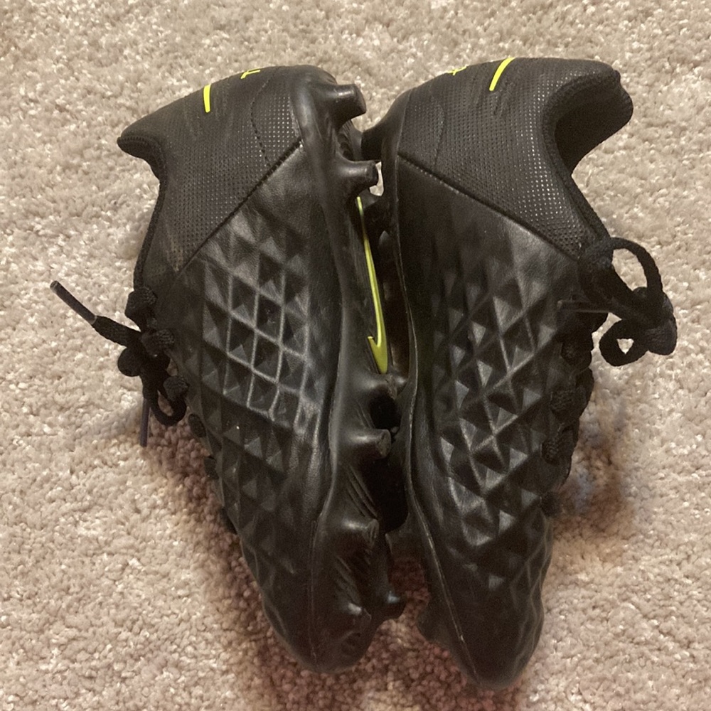Nike Tiempo Cleats Black and Neon Green 12C - Picture 3 of 8